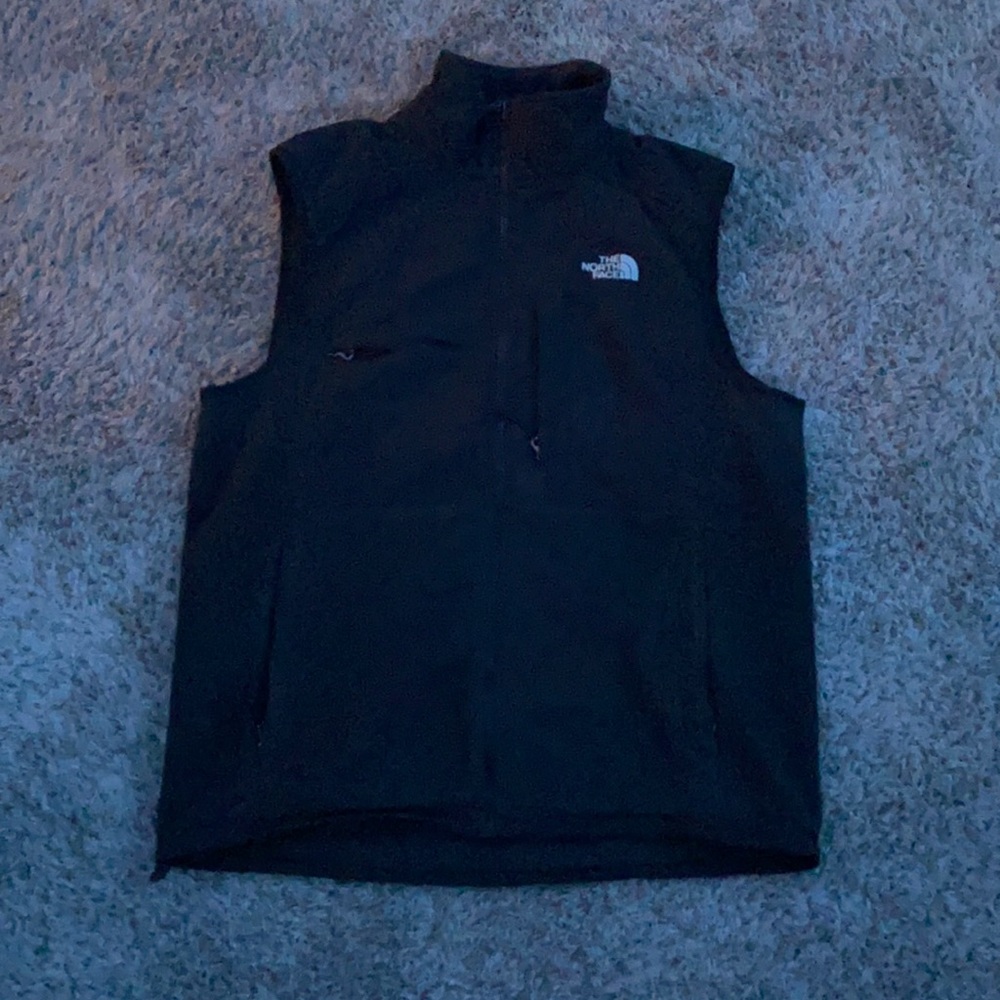 Black North Face vest